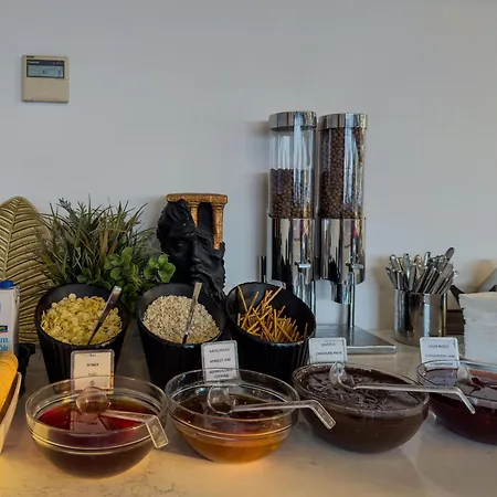 Leaf Port 3* Antália