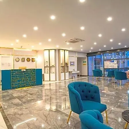 Hotel Leaf Port