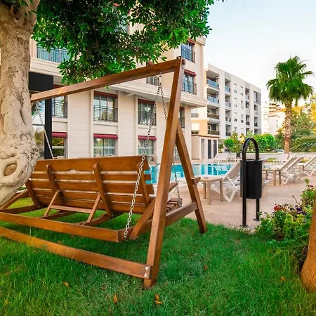 Leaf Port 4* Antalya