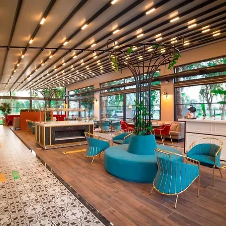 Hotel Leaf Port Antalya