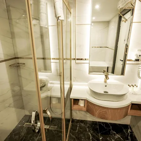 Hotel Leaf Port Antalya