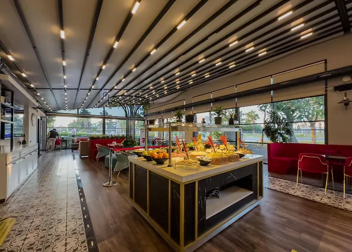 Leaf Port Hotell Antalya