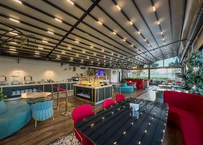 Hotell Leaf Port 3*