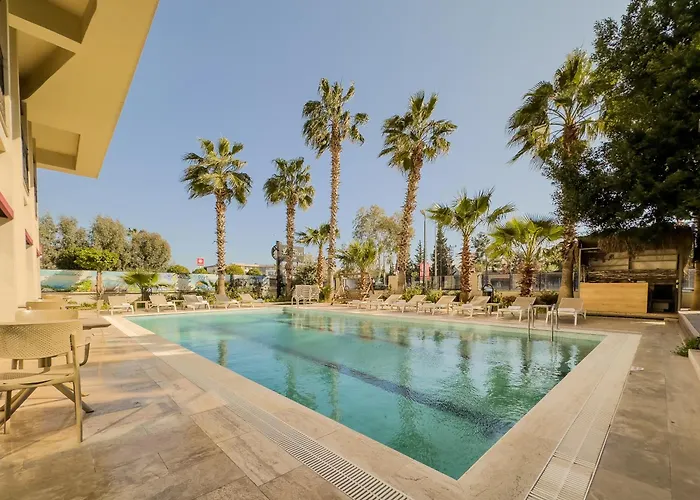 Hotell Leaf Port 3*